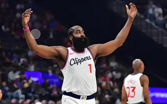 爱游戏中国-关于哈登在加拿大队比赛中领先优势明显，比赛局势复杂引发热议！引发球迷热议的信息