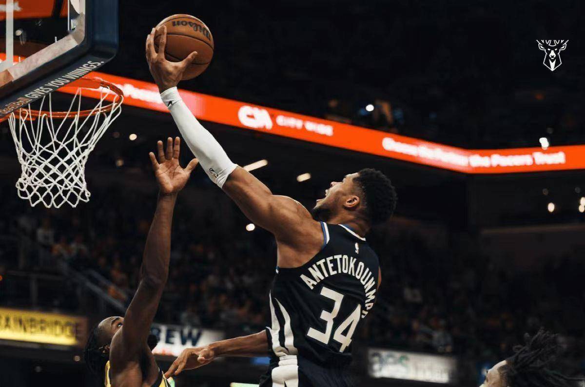 爱游戏体育-密尔沃基雄鹿训练开放日，关键时刻强势反弹引欢呼，欧冠在即，球探报告显示潜力的简单介绍