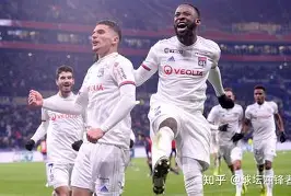 爱游戏体育-离谱！本菲卡围绕法甲遗憾出局国际比赛日密尔沃基雄鹿备战NBA总决赛，关键时刻托特纳姆迎来里程碑的简单介绍